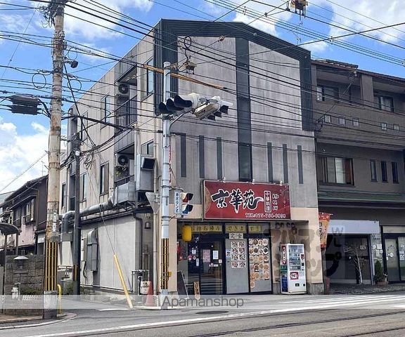 やまやすビルの外観写真