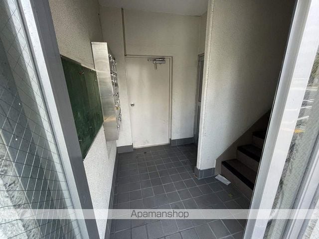 サンビルの玄関写真