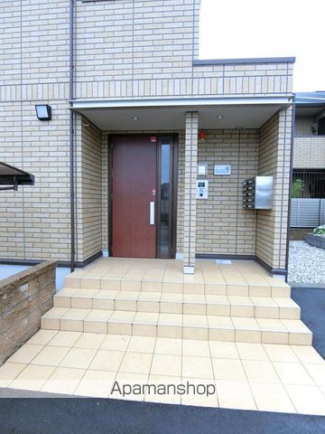 ラシュレの玄関写真