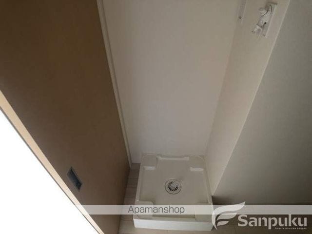 伊予鉄道郡中線 土橋駅 徒歩10分 2階建 築7年の内装写真