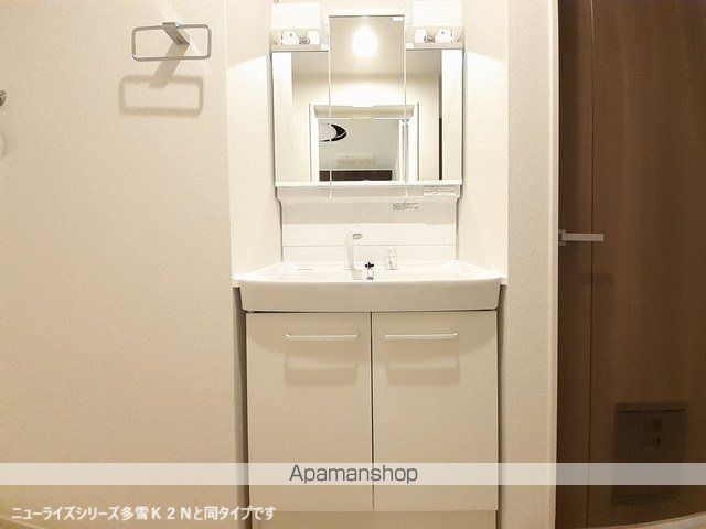 プラウド四屋 Iの内装写真