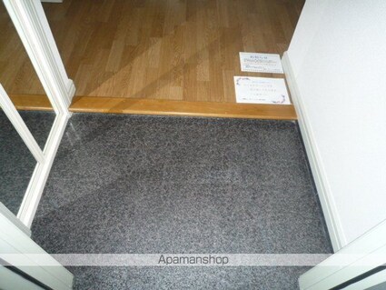 滋賀県守山市守山４丁目[2DK/51.15m2]の玄関