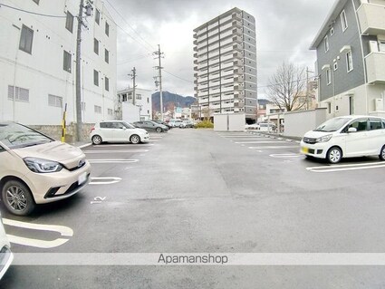 グランスクエア　Ⅱ番館[1LDK/34.76m2]の駐車場