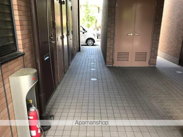 湖西線 おごと温泉駅 徒歩4分 3階建 築25年の内装写真