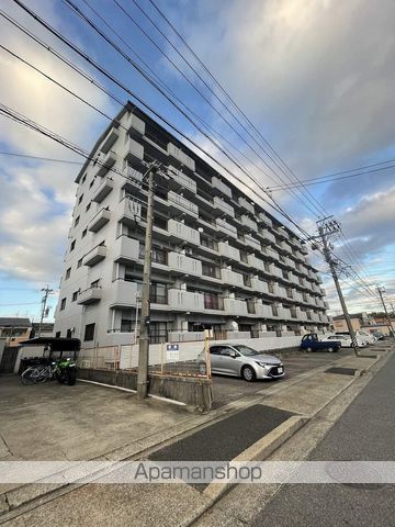 リアライズ若鶴の外観写真