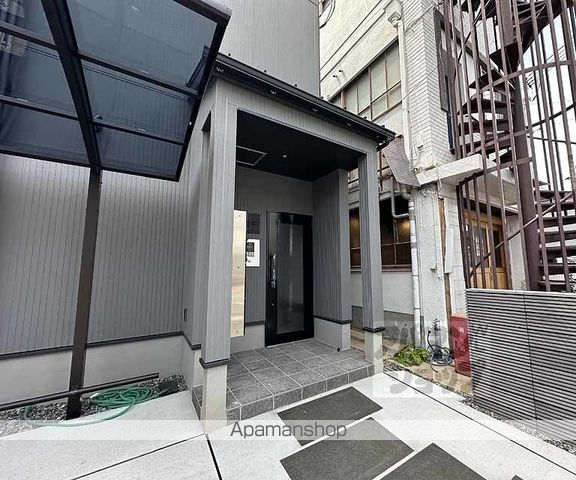 NEST冷泉町の外観写真