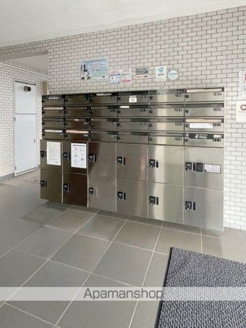 清水マンション[2LDK/49.5m2]の内装2