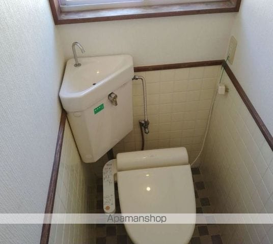 日高貸家の内装写真
