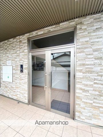 ロイヤル藤IIの玄関写真