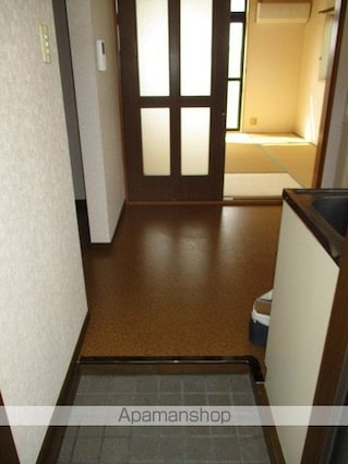 Ｋ＆ＲⅡ[2K/34.78m2]の玄関