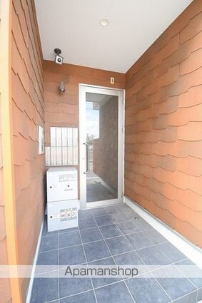 埼玉県八潮市大瀬３丁目[1K/23.18m2]のエントランス