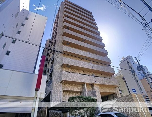 アルファステイツ市駅前の外観写真