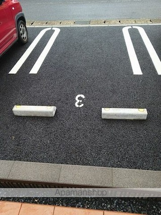 エレガンテ[1LDK/44.02m2]の駐車場