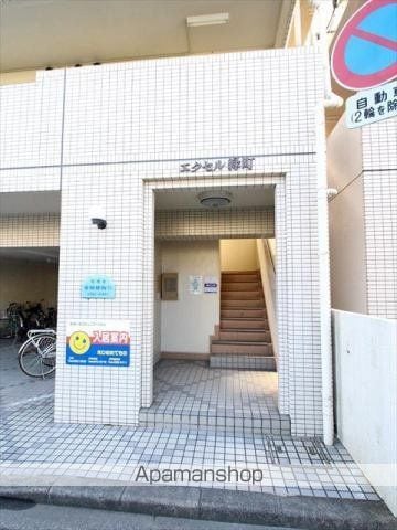 エクセル緑町の玄関写真