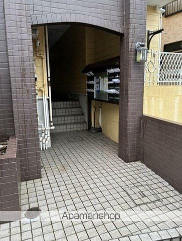 リベルタ馬堀海岸の玄関写真