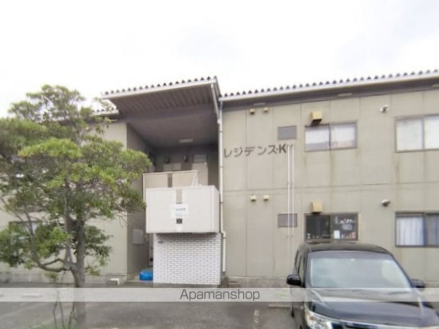 レジデンスKの玄関写真