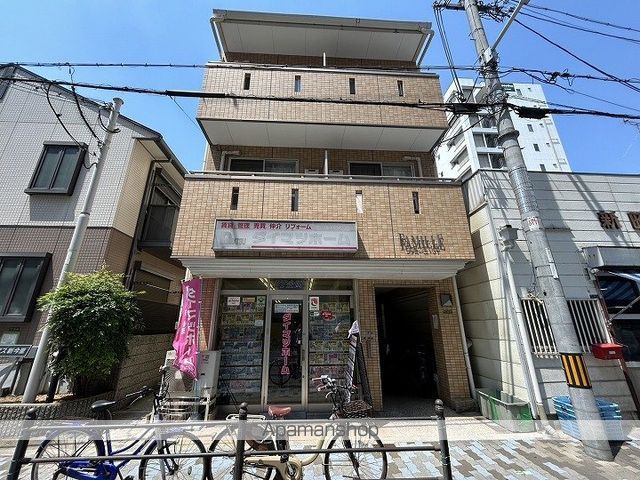 ファミーユ・JTの外観写真