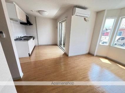 エターナル[2LDK/53.75m2]のリビング・居間1