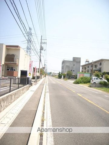 メディオ・レガーロ Aの周辺写真