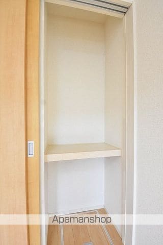 QーフロンティアIIIの内装写真