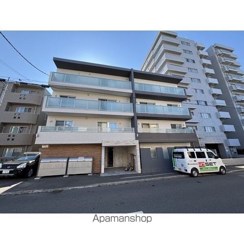 エアフォルク行啓通の外観写真