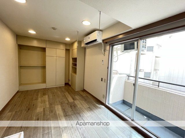 東新橋ビルの内装写真