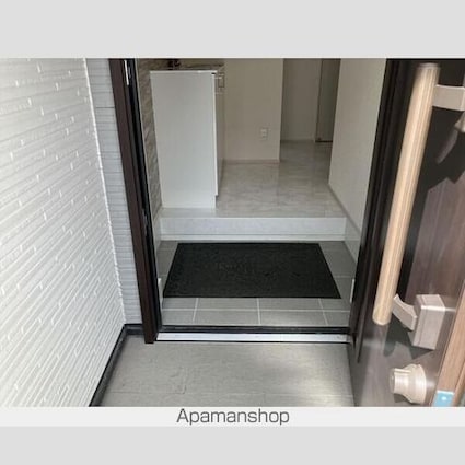 マイホームネクスト練馬西大泉第３[3LDK/85.31m2]の玄関