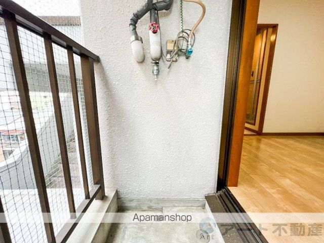 ドゥマンクレールの内装写真