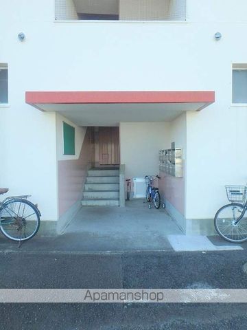 コーポやまたけの玄関写真