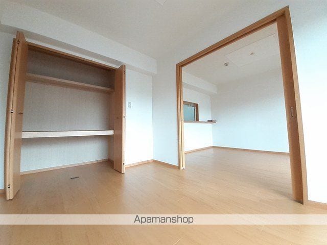 フラッツ・アイIIの内装写真