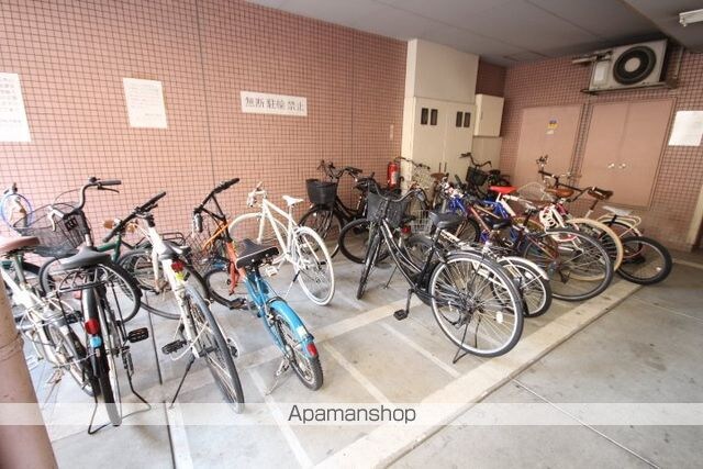 広島県広島市西区横川町２丁目[1K/22.5m2]の駐車場