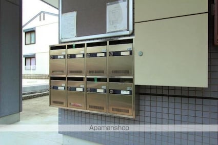 サニーハイツ鬼無　[3LDK/66.15m2]の共用部3