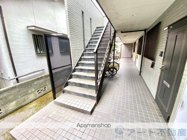 フォブールオオニシの玄関写真