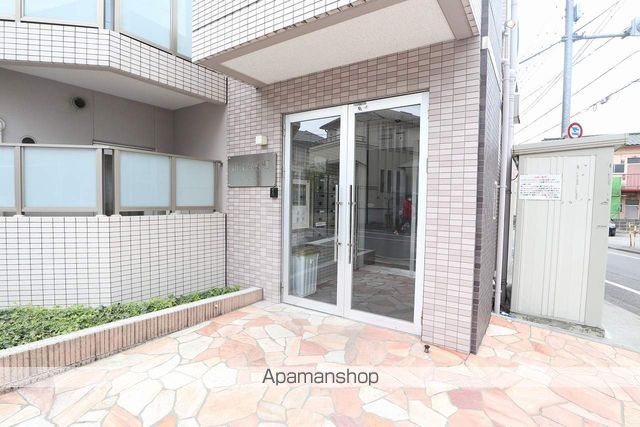 オークロシェ[1K/29.94m2]のエントランス2