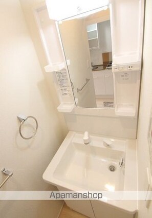 ヴィアロ伊興レジデンスＡ[1K/20.04m2]の洗面所