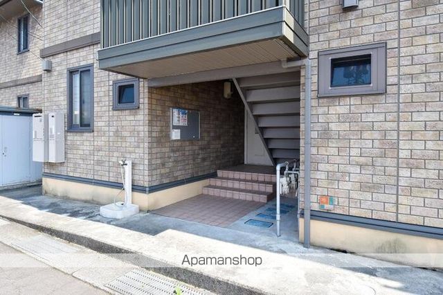 ウィルモア上飯野 Aの玄関写真