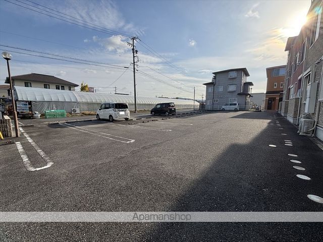 5STARIの玄関写真