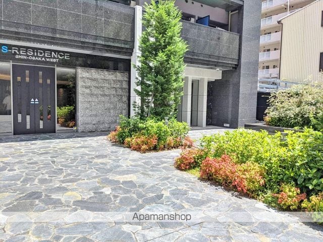 S−RESIDENCE新大阪WESTの玄関写真