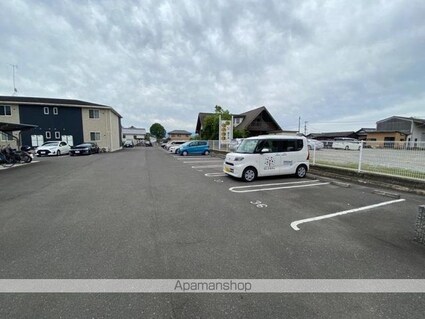 香川県高松市前田東町[1LDK/45.34m2]の駐車場