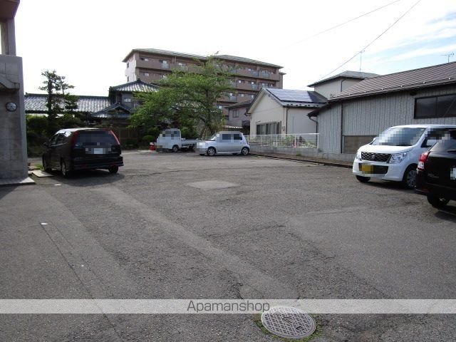 メゾンドヘイハチの外観写真
