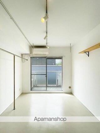 Ｇ　ＡＰＡＲＴＭＥＮＴ[1R/16.24m2]のリビング・居間1