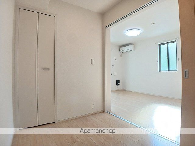 ソリッソ三条の内装写真