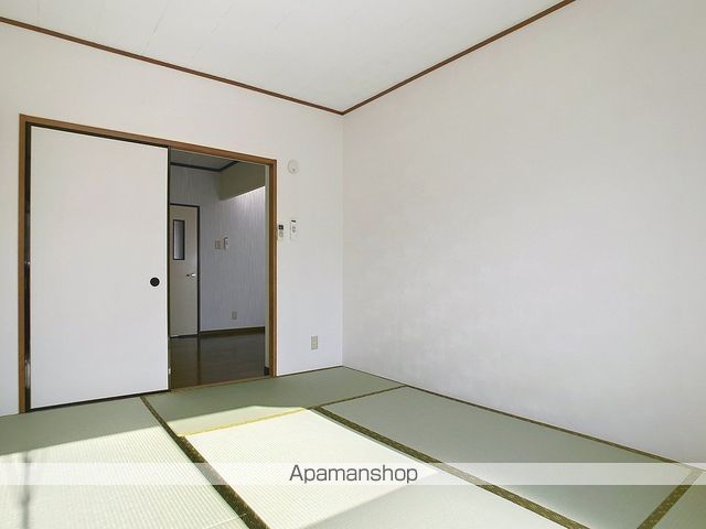コンフォール佐野の内装写真
