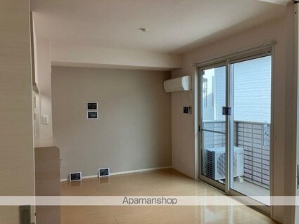 和歌山県和歌山市狐島[2DK/57.14m2]のリビング・居間