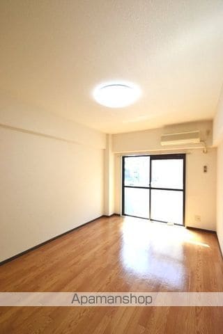 アーバン西白島の内装写真