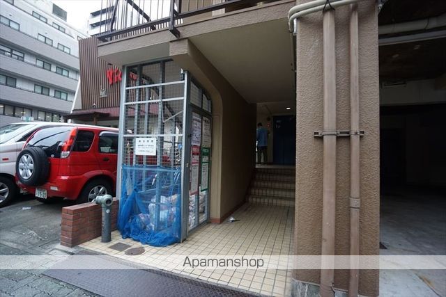 栄ファイブマンションの外観写真