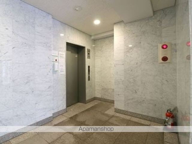 プレミアステージ内神田[1R/32.25m2]の共用部2