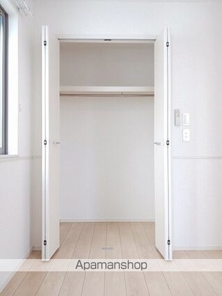 コリーヌメゾンＤ[1LDK/34.08m2]の収納