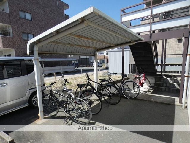ベルハウス和地山Bの外観写真