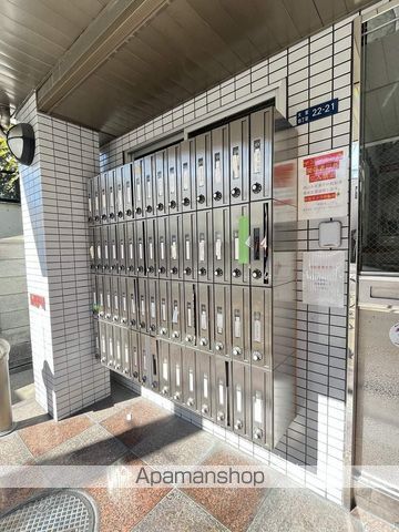 ノア大宮の玄関写真